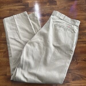 Dickies 874 Classic Original Fit Work Pants Mens Size 38x32 Khaki No Iron